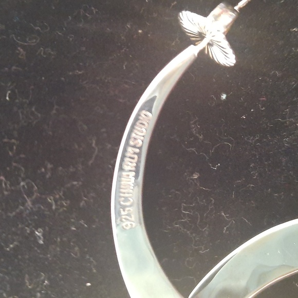 Womens vintage RLM sterling hammered hoops - Picture 2 of 4